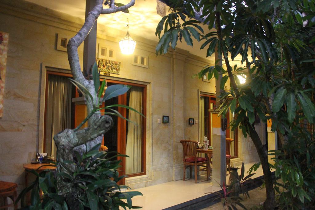 Hotel Tagel Karsa House à Ubud Extérieur photo
